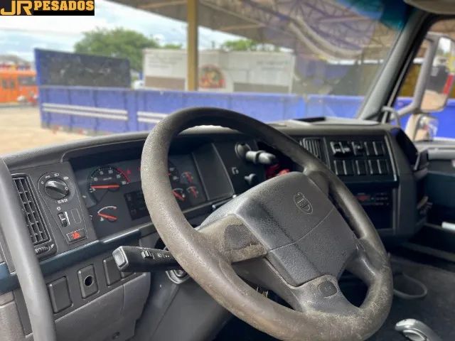 volvo fh 400 toco 4x2 ano 2010 completo automático c/ ar-condicionado - Foto 11