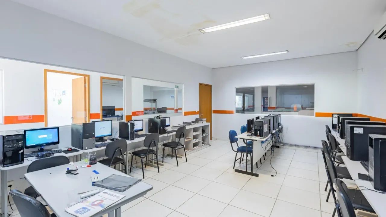 Loja com 431 m² à venda no Setor Garavelo - Foto 12