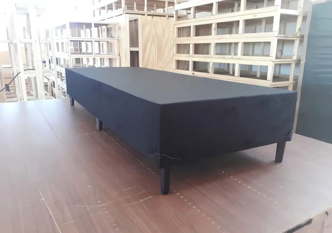 Base Box Estofada Preta