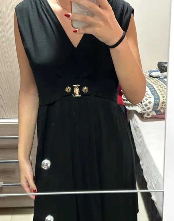Vestido preto com detalhes em dourado - Foto 4