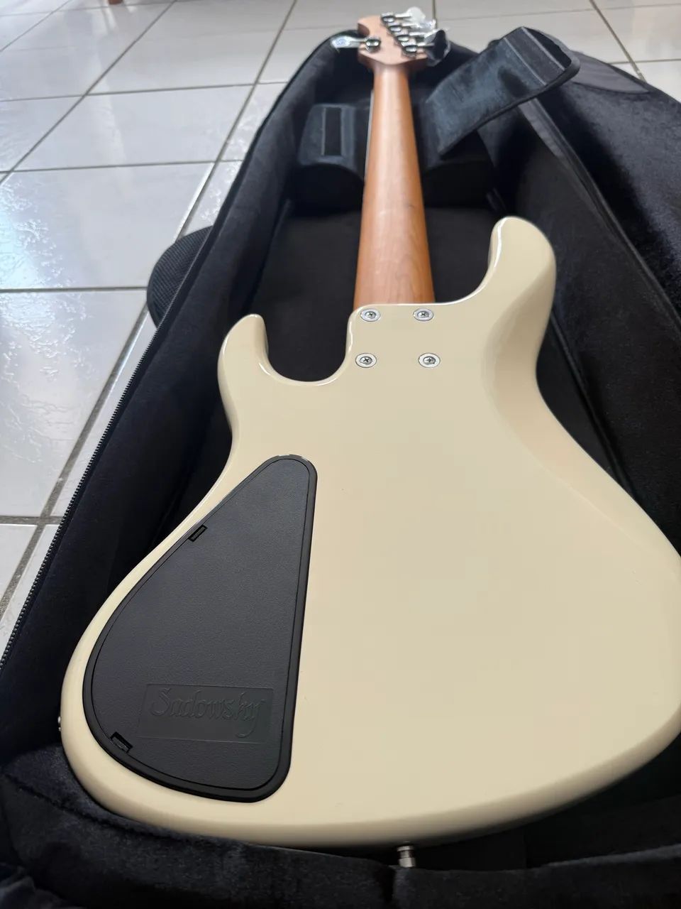 Baixo Sadowsky Novo modelo M5  - Foto 5