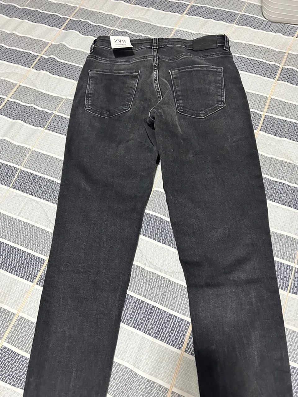 Calça zara com etiqueta - Foto 4