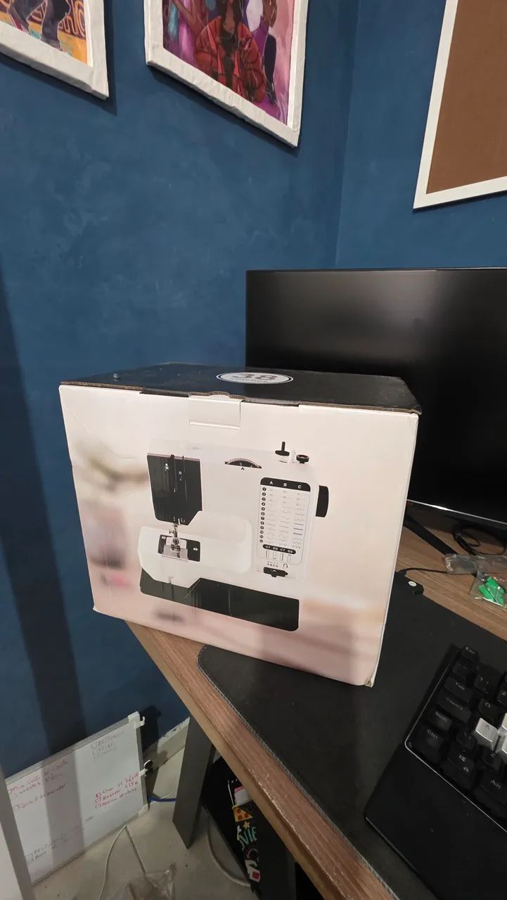 Máquina de Costura Doméstica (Nova na caixa) - Foto 4