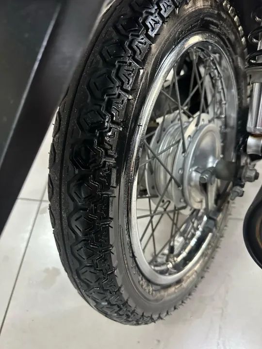 Honda Biz 125 ES 2011 / 25.966 km - Foto 2