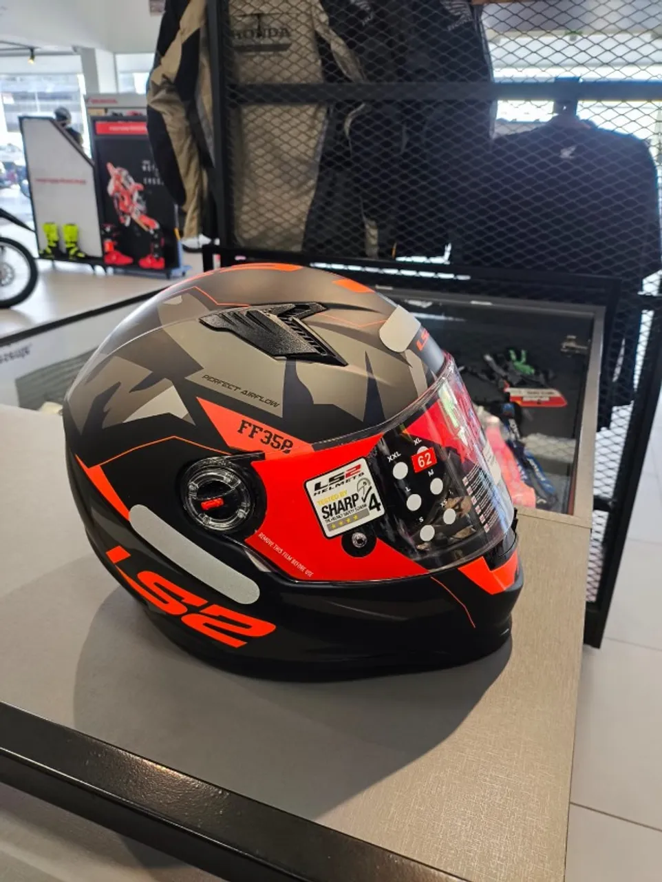 Capacete LS2 FF358