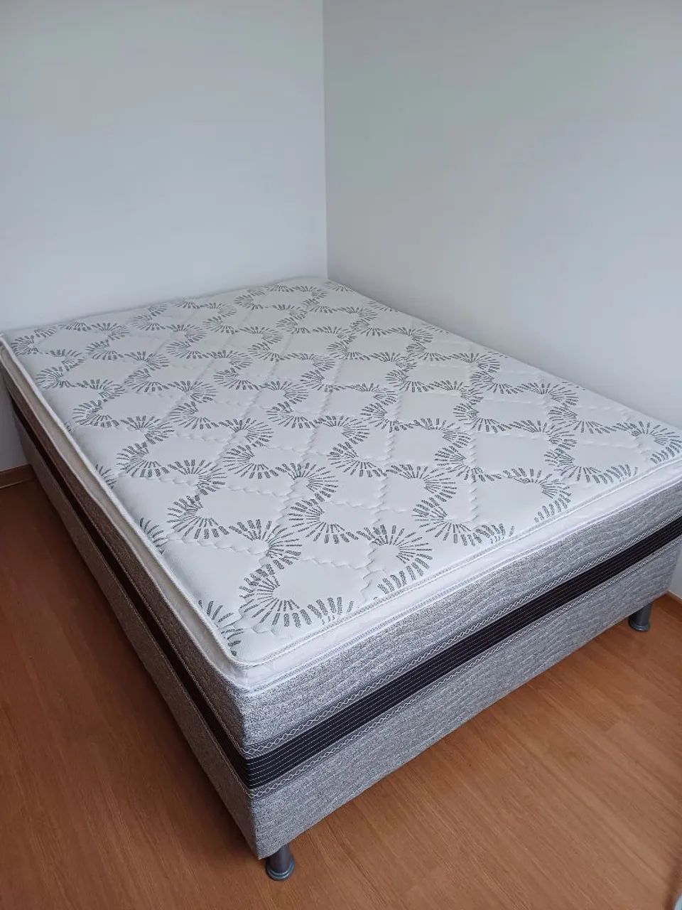 UniBox Casal Confortável e Elegante