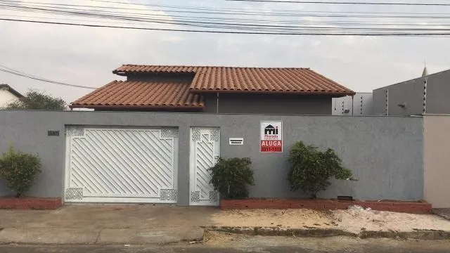 Rua Senador Alfredo Nasser, qd 28, lt 10, Jardim Alexandrina