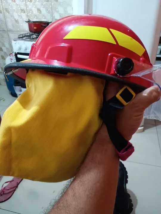 Capacete aproximação Bombeiro - Foto 2