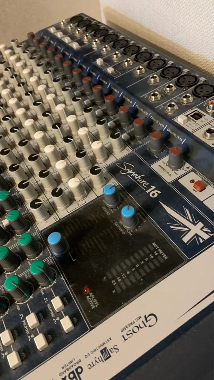 Mesa de Som Soundcraft Signature 16 - Foto 4