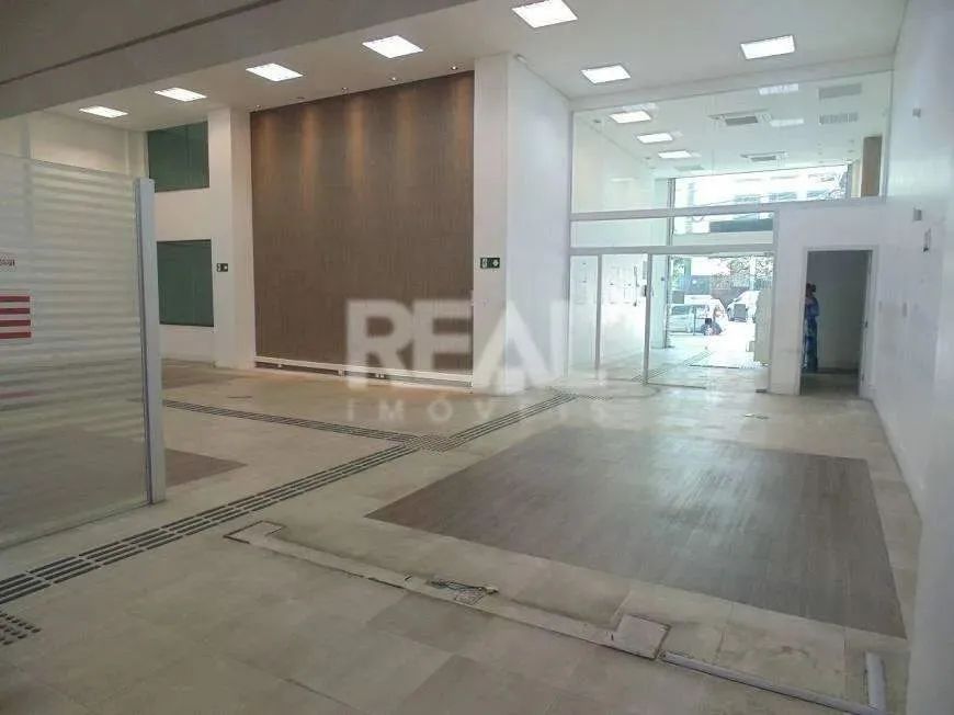 Lojão com 420m² para alugar no Santo Agostinho / BH