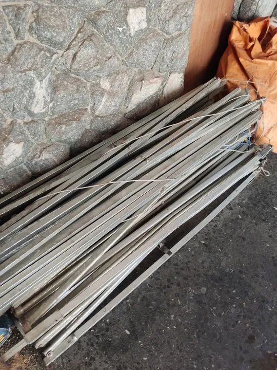 Estrutura de Barraca de Acampamento