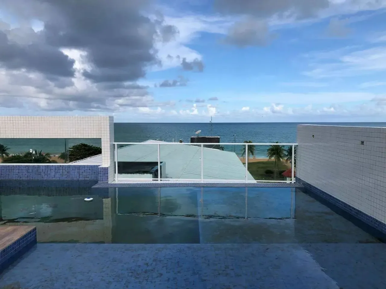 Apartamento em Avenida Índio Arabutan - Cabo Branco - João Pessoa/PB