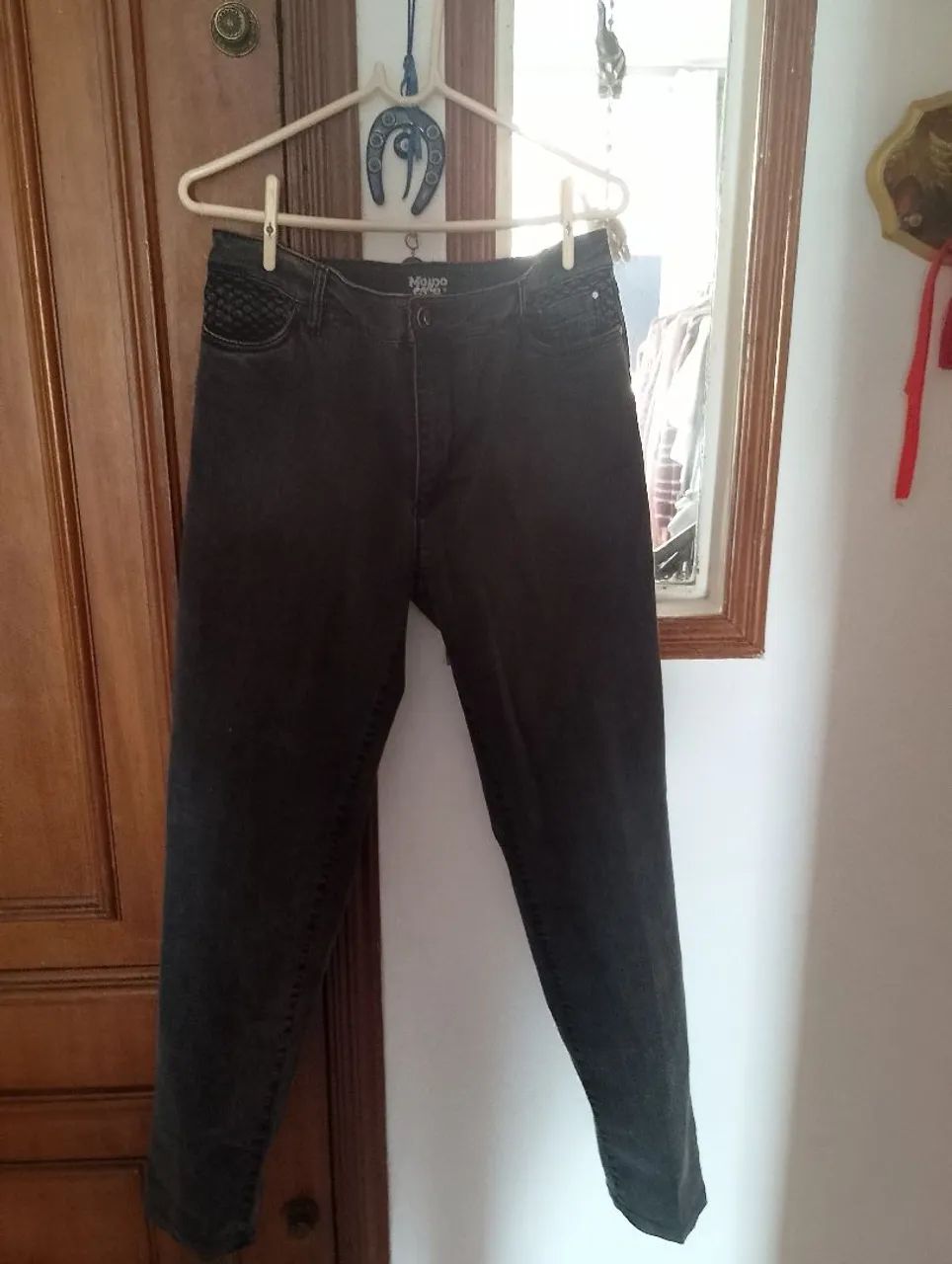 Calça Jeans Feminina Mondo, ELASTANO, USADO TRES VEZES 