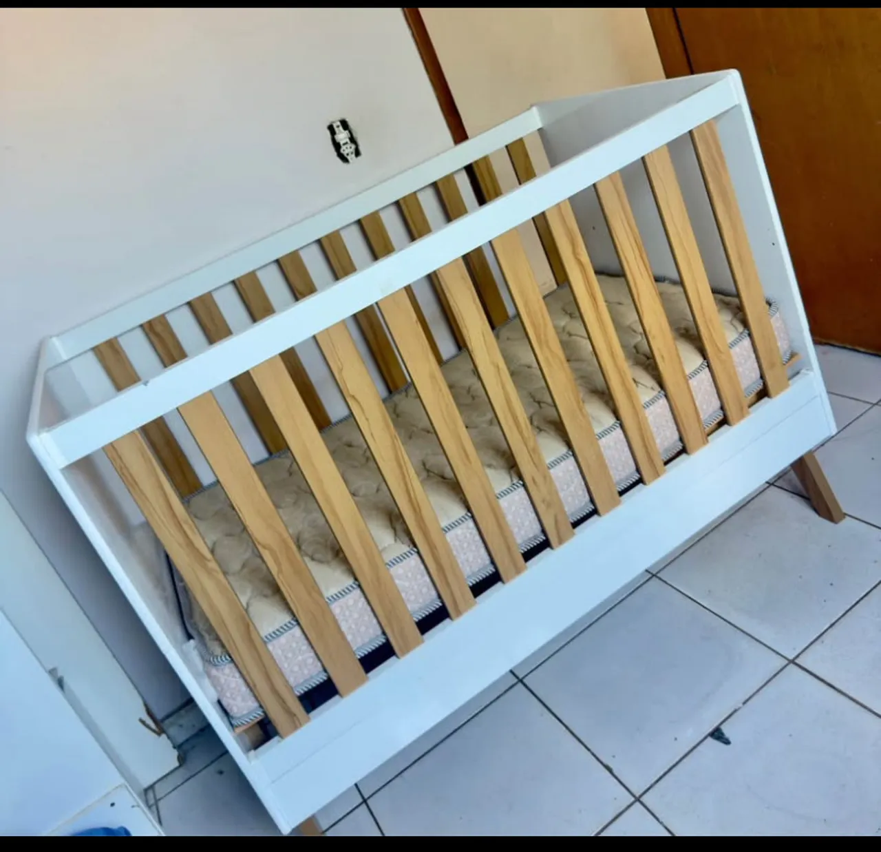 Berço Moderno com Design Clean