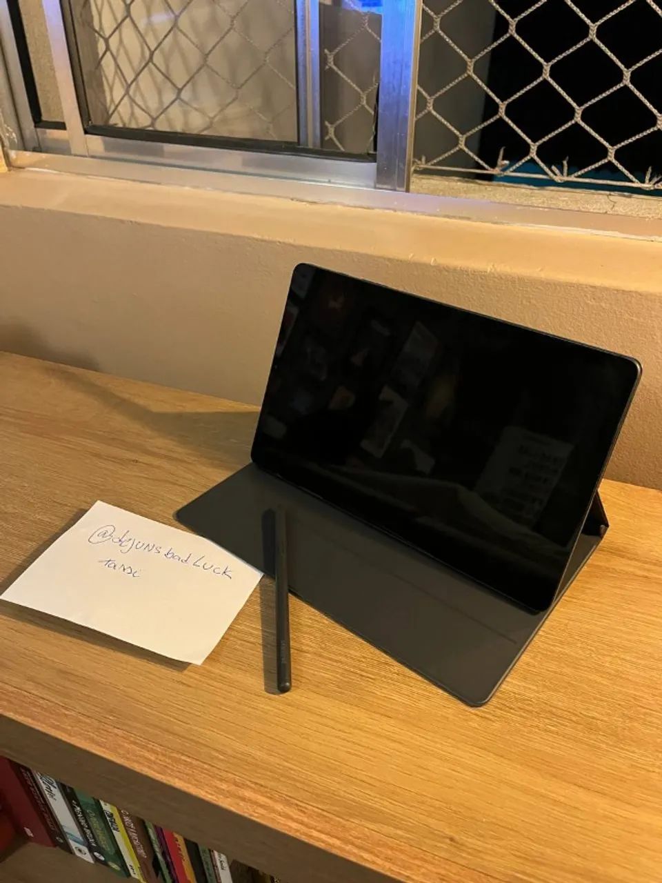 Galaxy Tab S6 Lite Cinza 128GB com capa e caneta