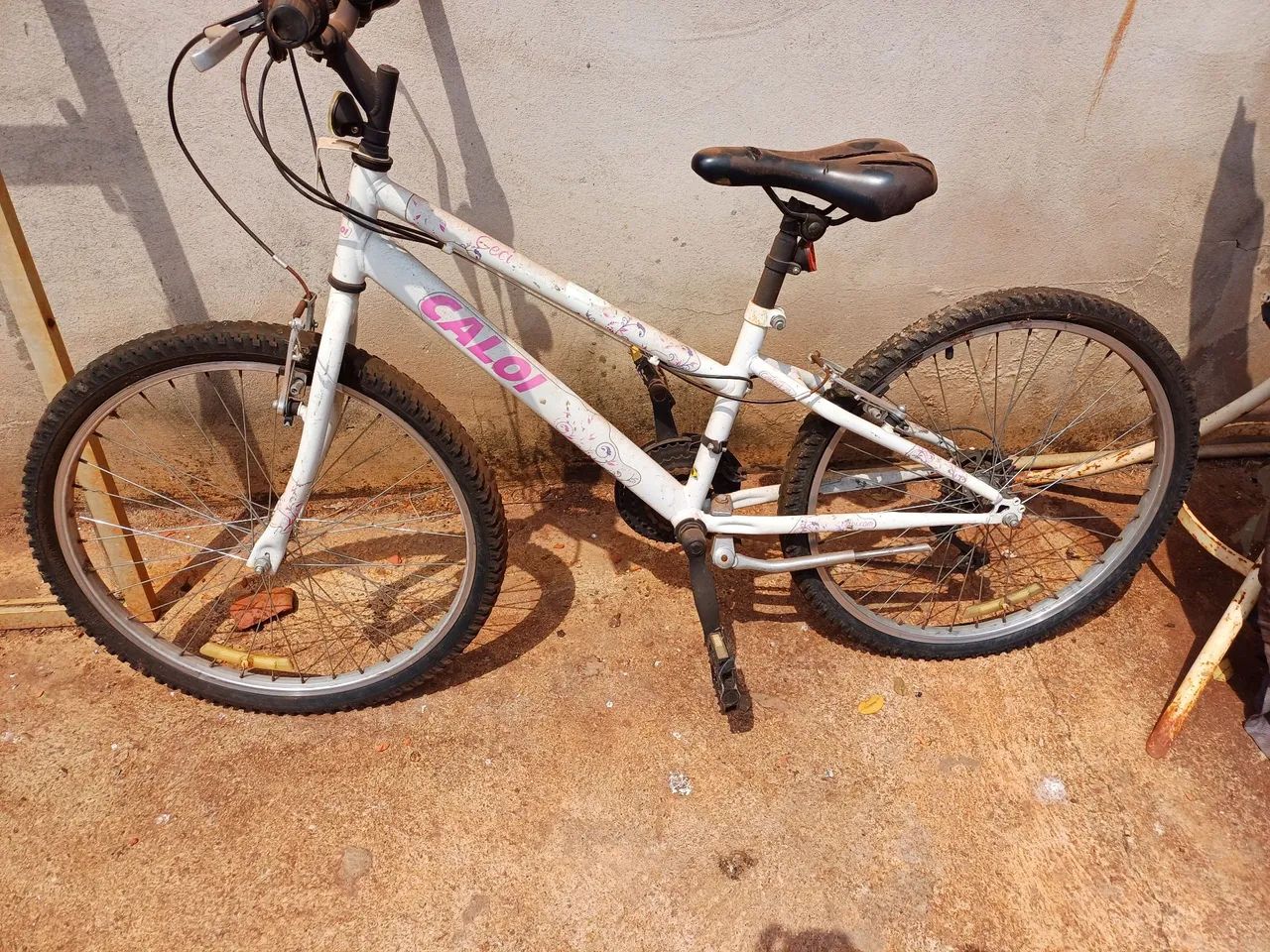 Bicicleta Caloi Ceci Aro 24 com marcha - Foto 3