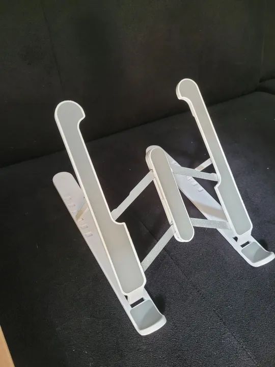 Suporte para Notebook - Novo - Ajustável e dobrável