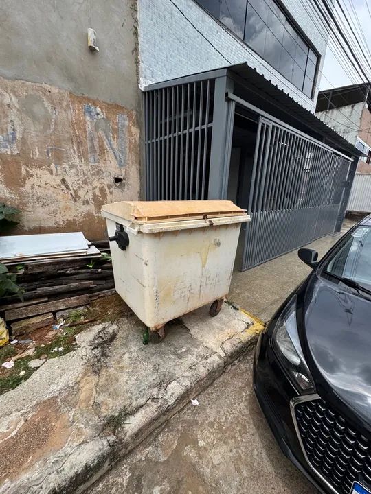 Lixeira para coleta de lixo com rodas - Foto 2