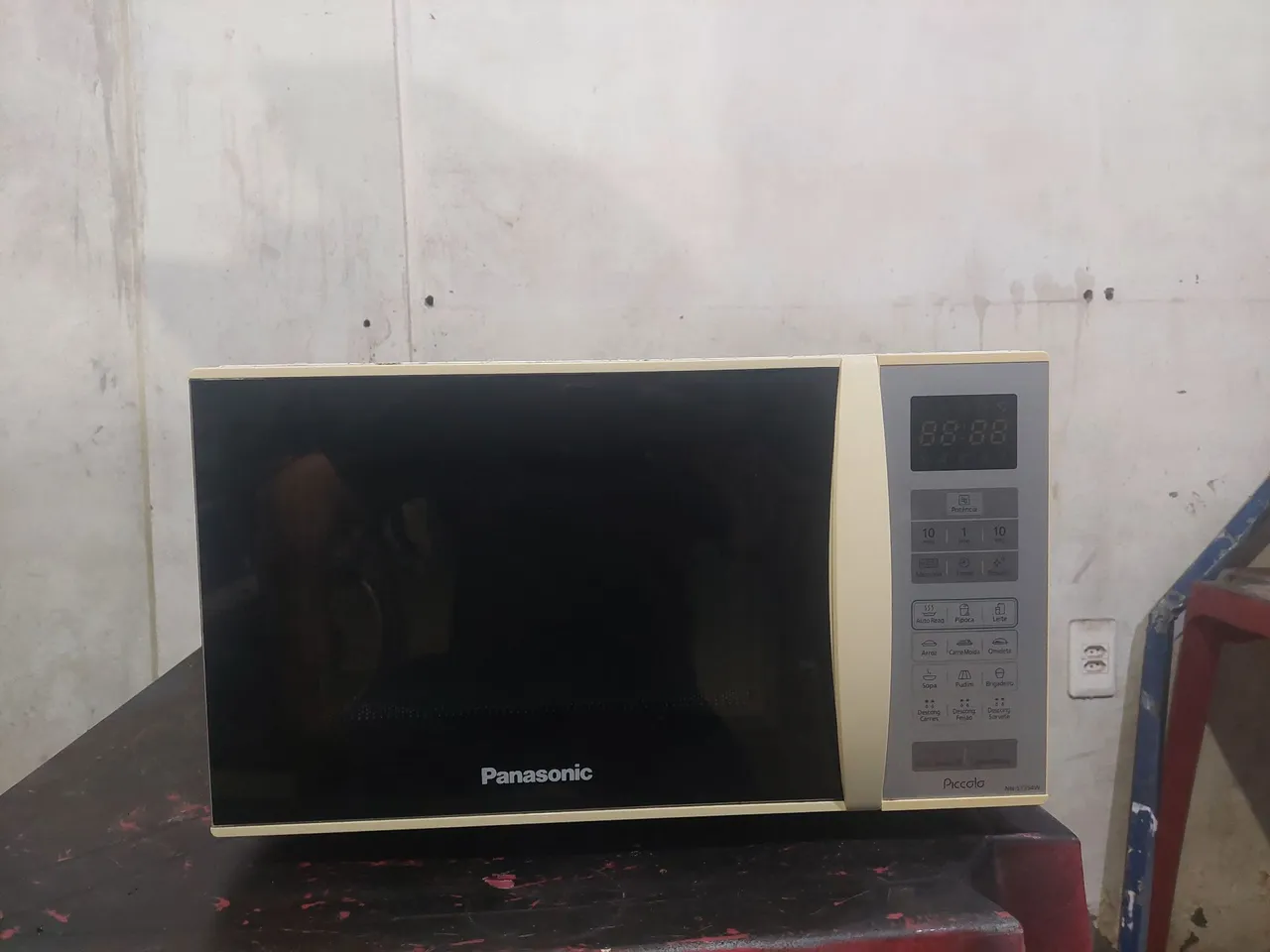 Microondas Panasonic Piccollo