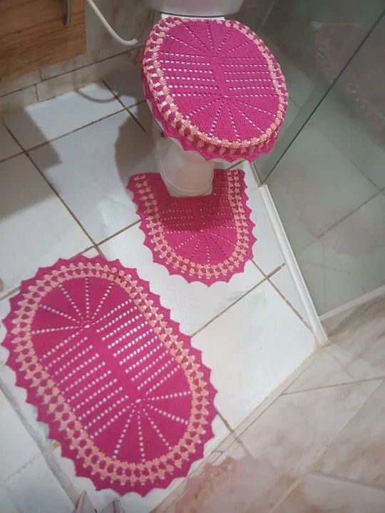 Conjunto de tapete de banheiro de crochê  - Foto 5