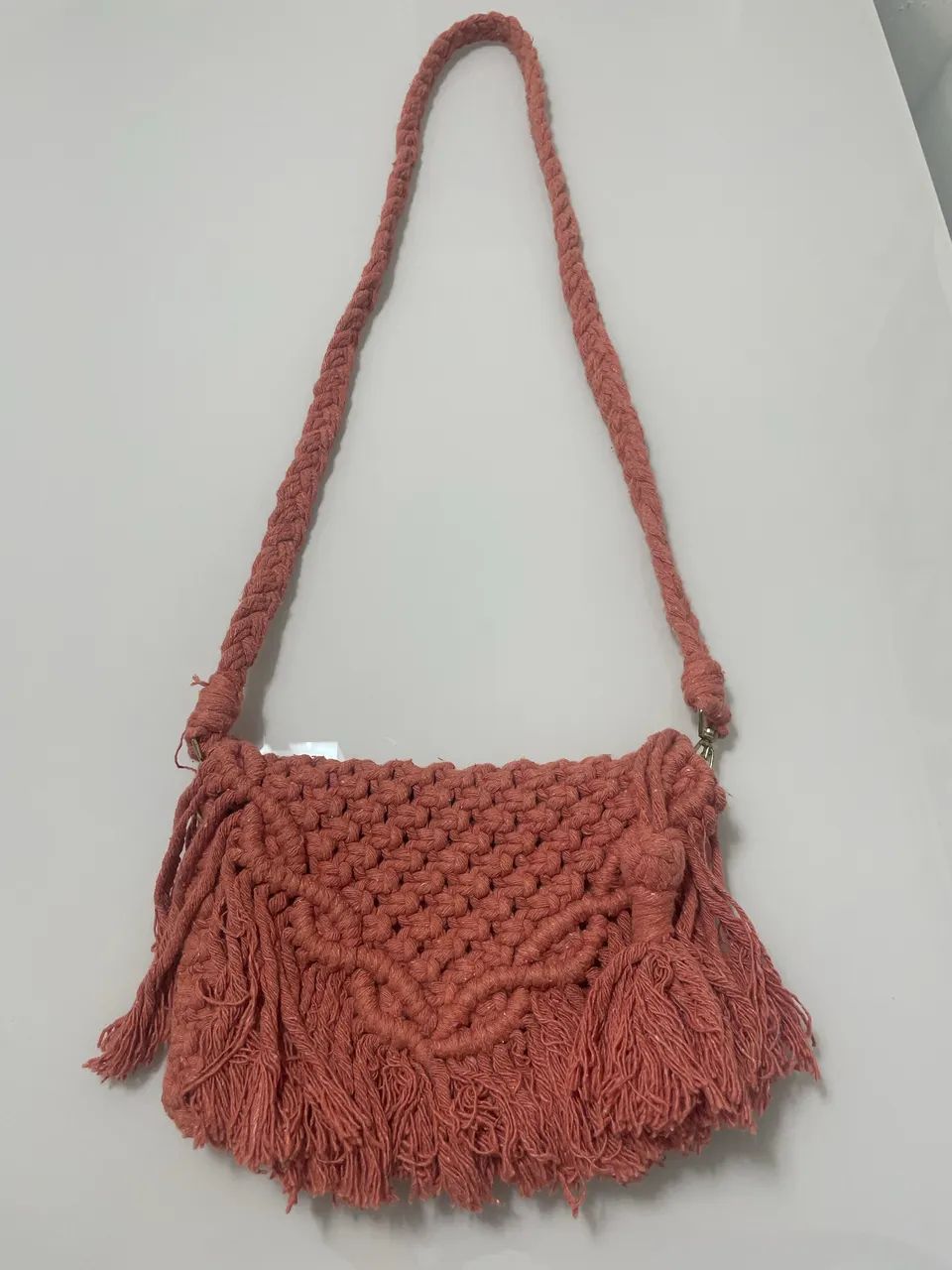 Bolsa artesanal em macramê - Foto 4