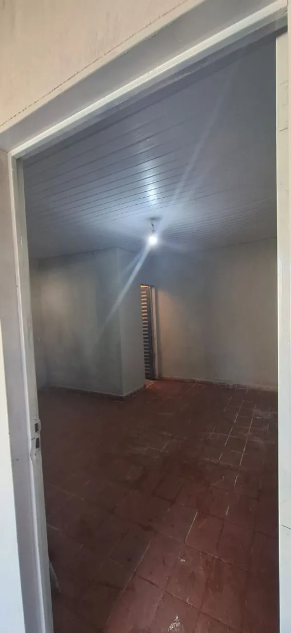 Aluga-se kitnet no Aureny 2 com de renda 500 reais perto do upa