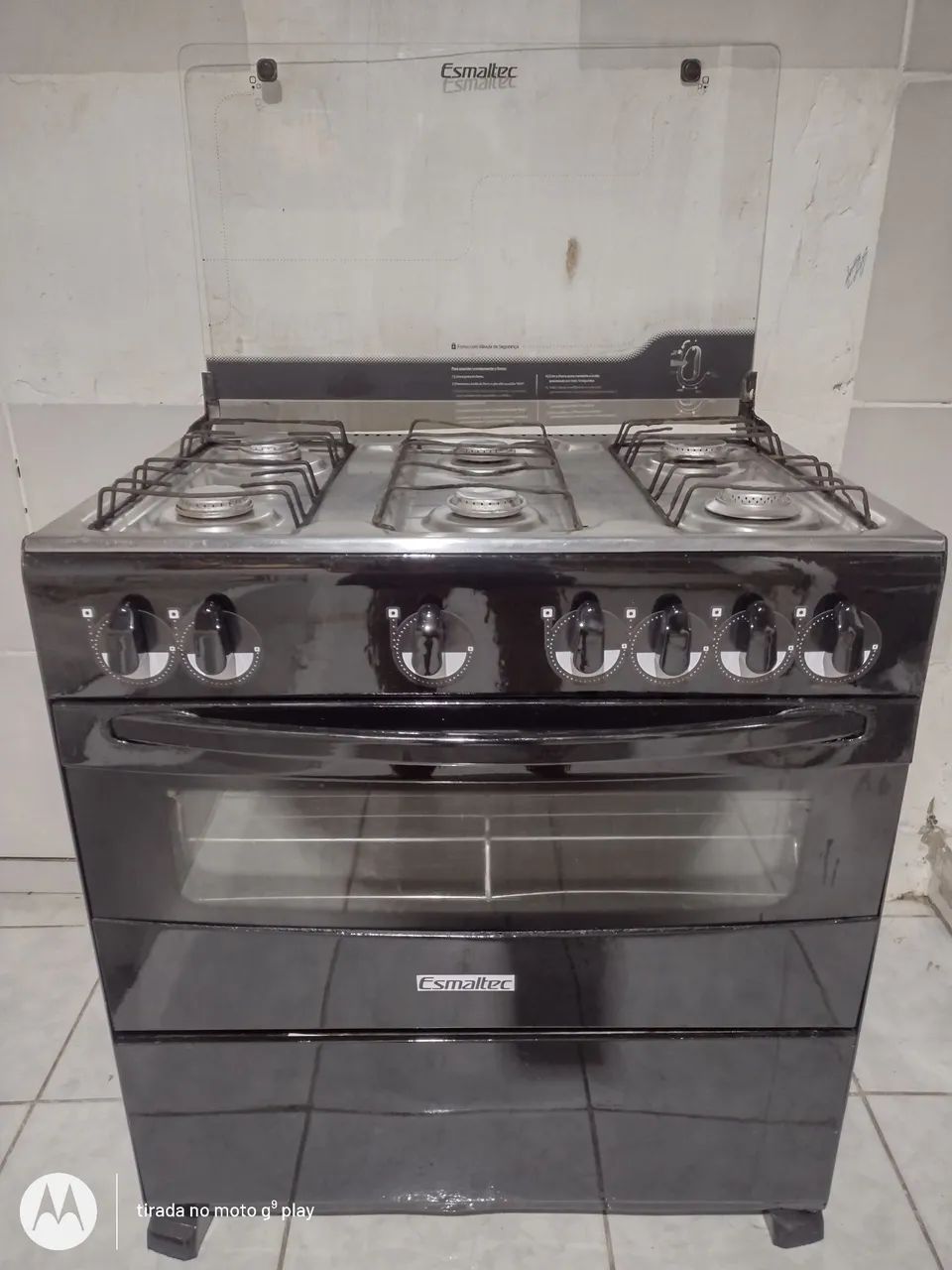 Fogão 6 bocas Com 3 meses de Garantia.