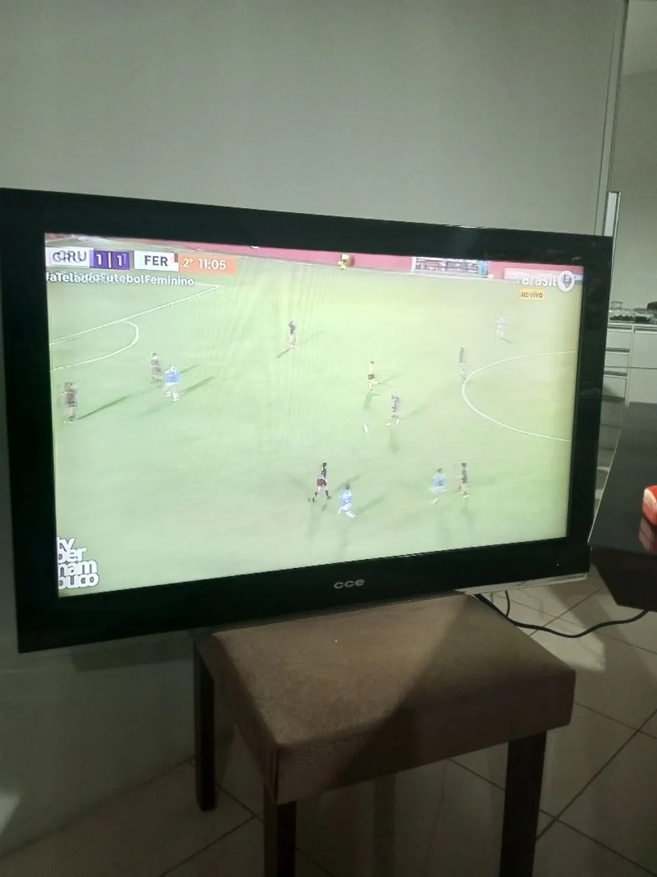 TV LCD CCE 40 polegadas