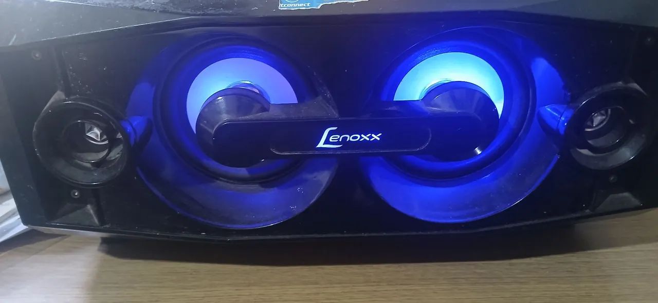 Caixa de Som Lenoxx com Bluetooth