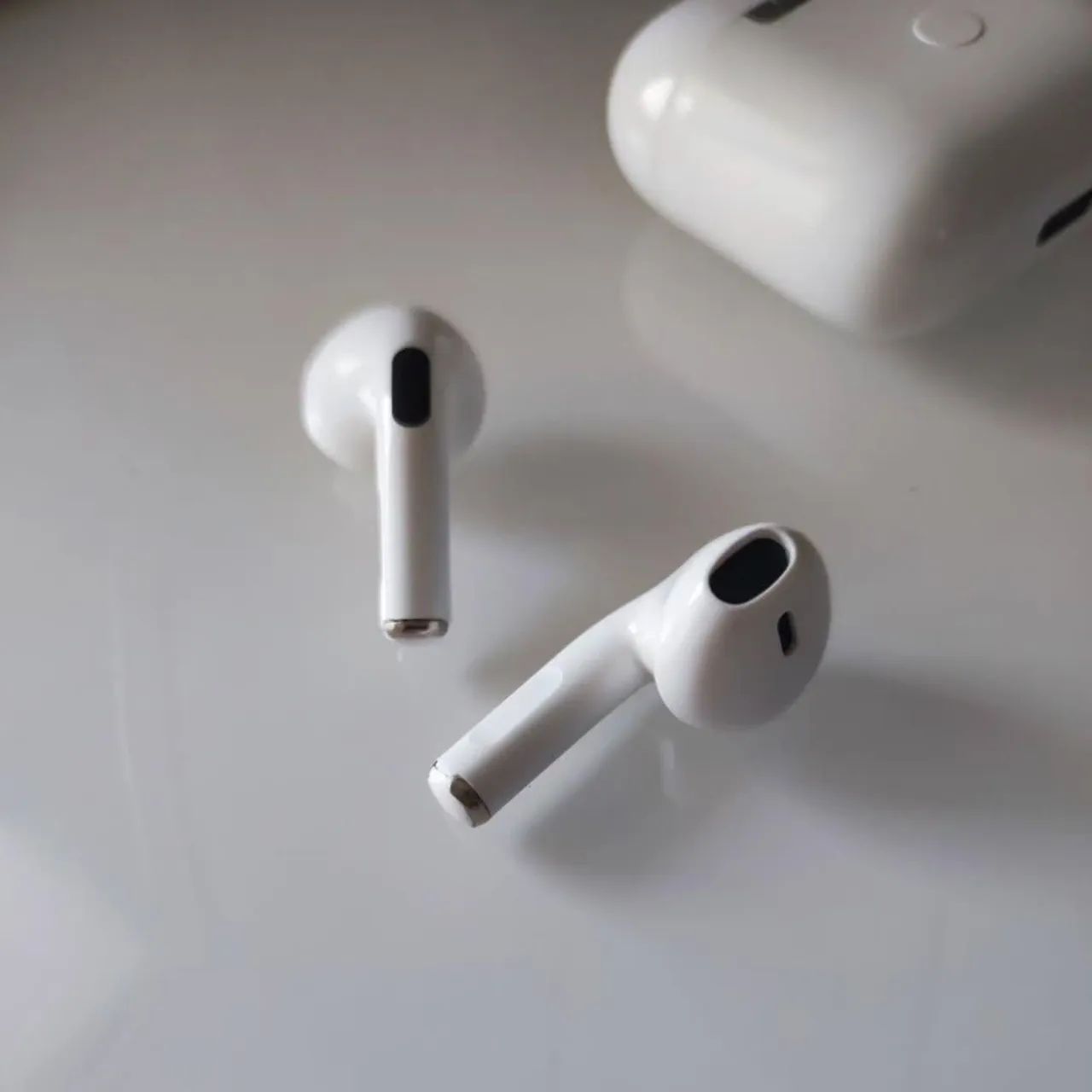 AirPods Pro 4 Geração  - Foto 3