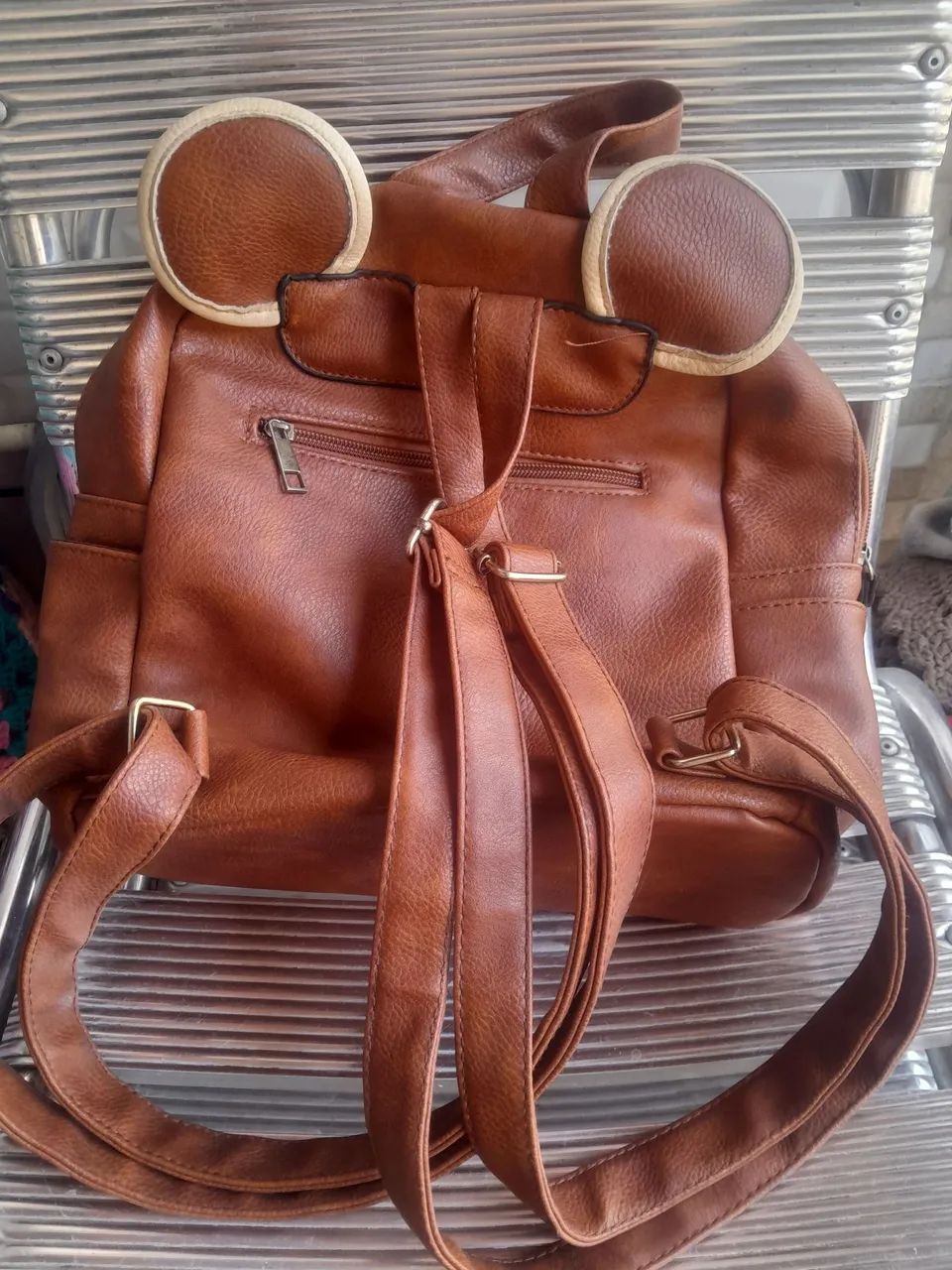 Mochila da Minie com orelhas em perfeito estado. - Foto 2