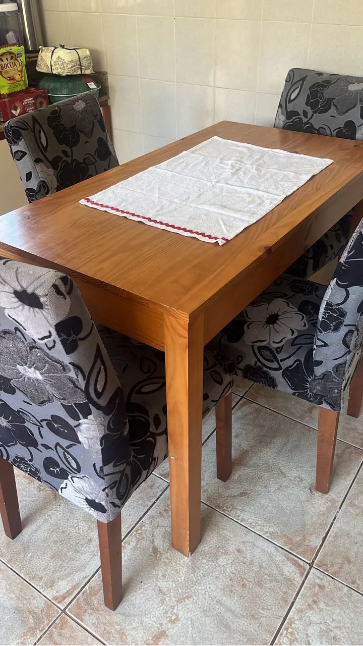 Wooden table for 4 people64596065767937121