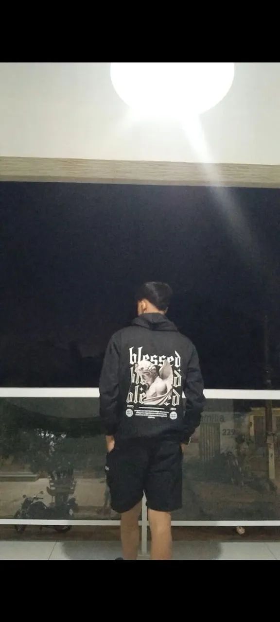 Casaco com Capuz Blessed - Estilo Streetwear - Foto 2