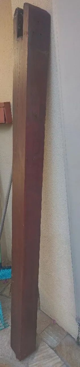 Pilar Quadrado de madeira Cumaru, 15cm x 15cm.