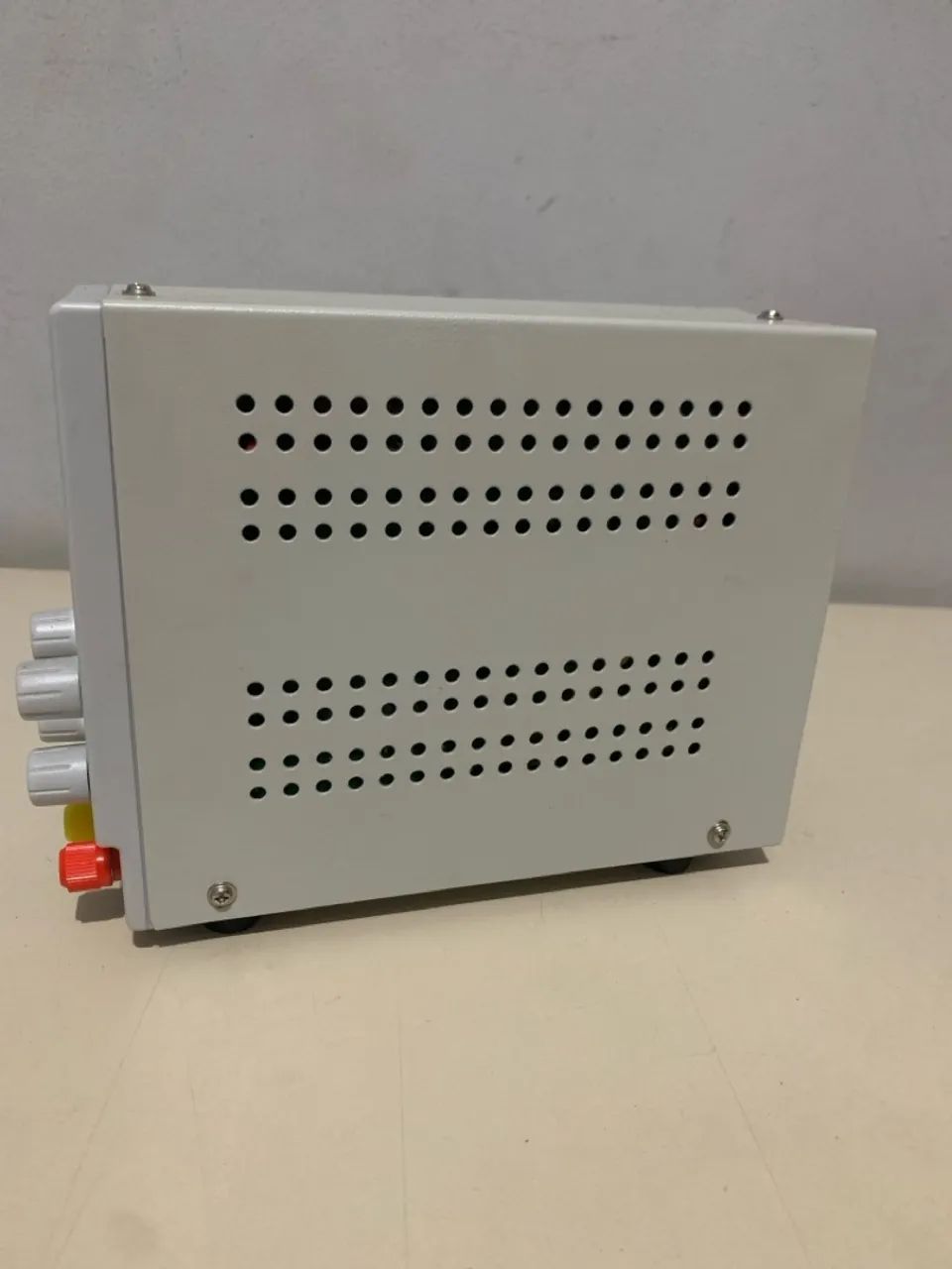 FONTE DE ALIMENTAÇÃO DE BANCADA LONGWEI  - Foto 3