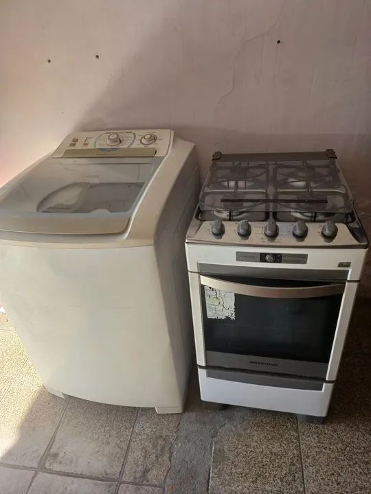 Máquina de lavar e fogão 
