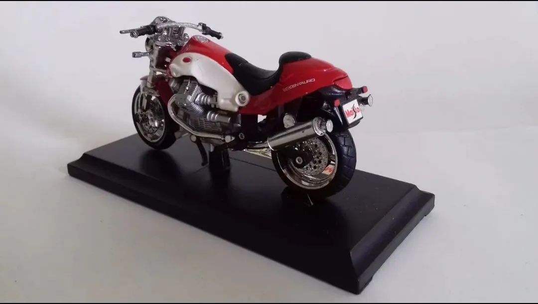 Miniatura Moto Guzzi V10 Centauro Maisto - Foto 3