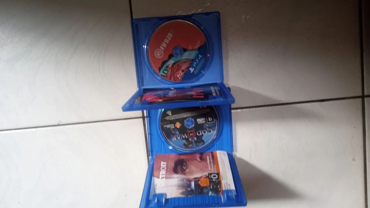 Combo  (PS4) - FIFA 20 e God of War 2018 -Seminovo - Foto 3