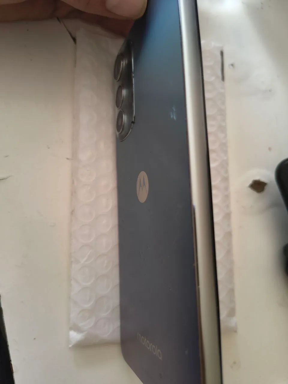 Motorola Edge 30 sem ligar  - Foto 3