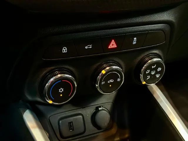 CHEVROLET ONIX PLUS SEDAN LT 1.0 2023 - Foto 11