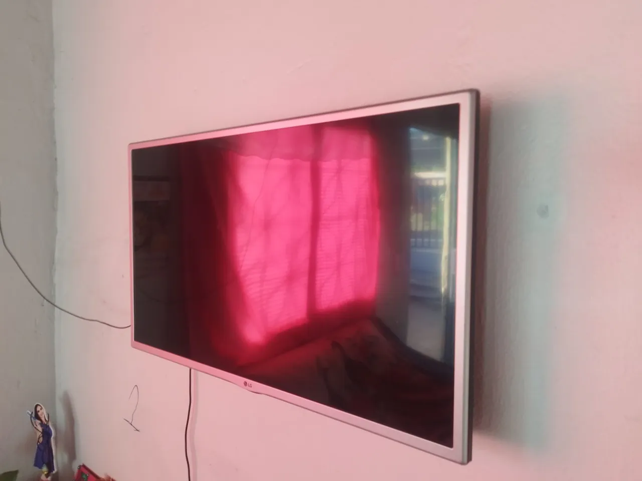 TV LG - LED 32 polegadas 