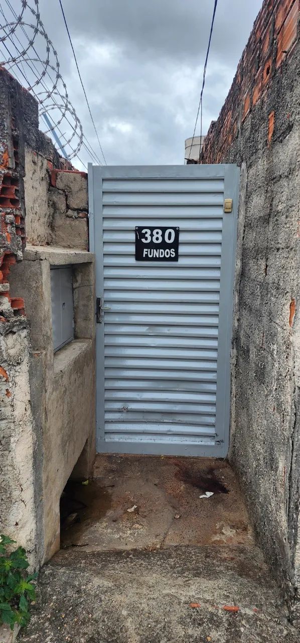 Casa de fundos na VL Fiori com 2 cômodos, banheiro e ótimo quintal privativo. - Foto 2