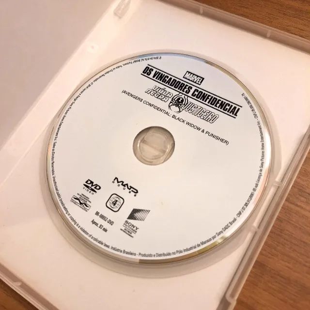 Animação DVD Os Vingadores Confidencial Viúva Negra e Justiceiro - Foto 4