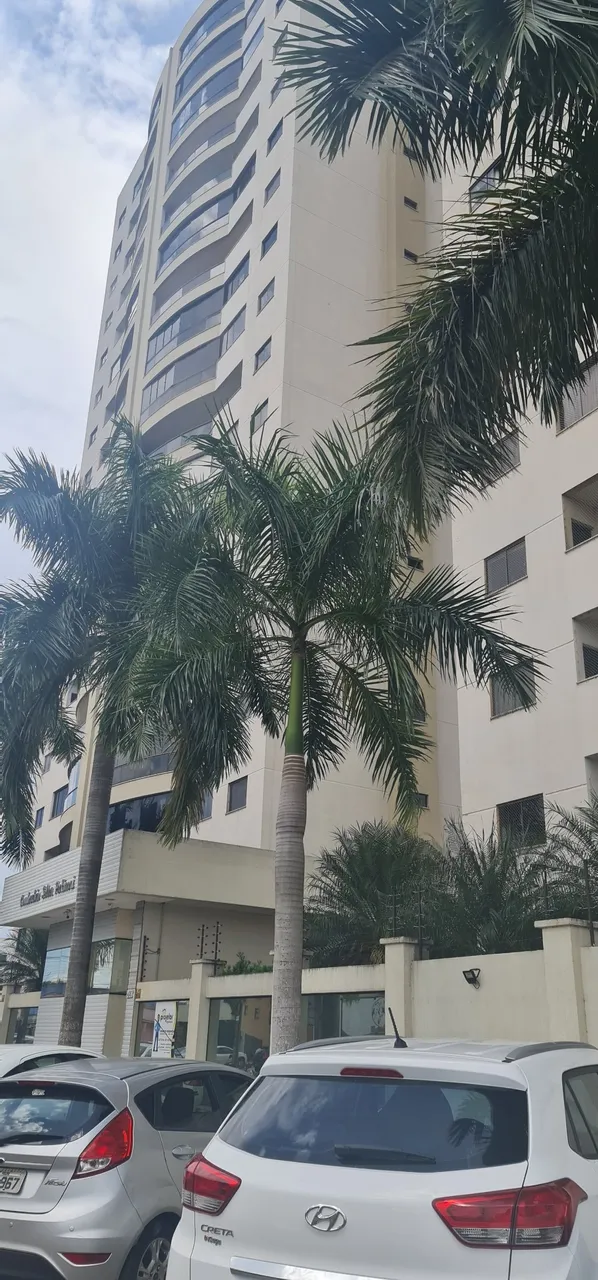 Vendo um Lindo Apartamento no Edifício Solar Portinari possui 143 m2 com 4 quartos