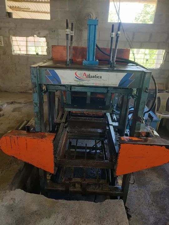 MAQUINA DE BLOCOS HIDRAULICA ATLANTICA
