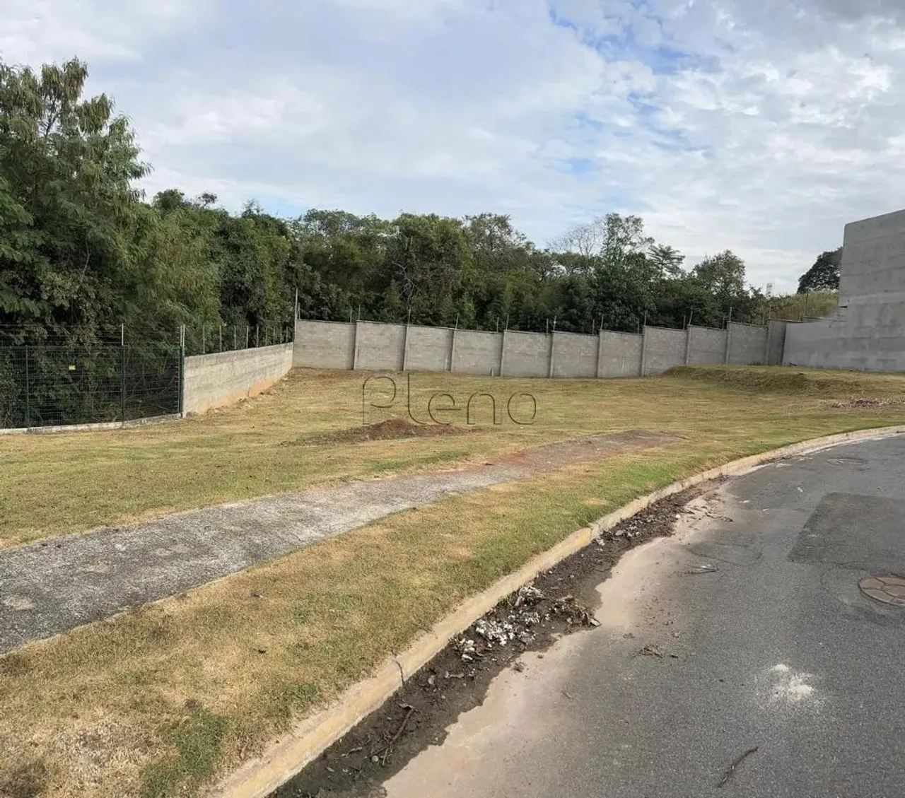 Terreno com 320 m² à venda no Residencial Milano em Indaiatuba