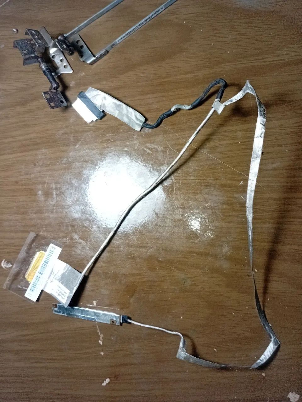 Dobradiças e cabo flat lenovo g485  - Foto 2