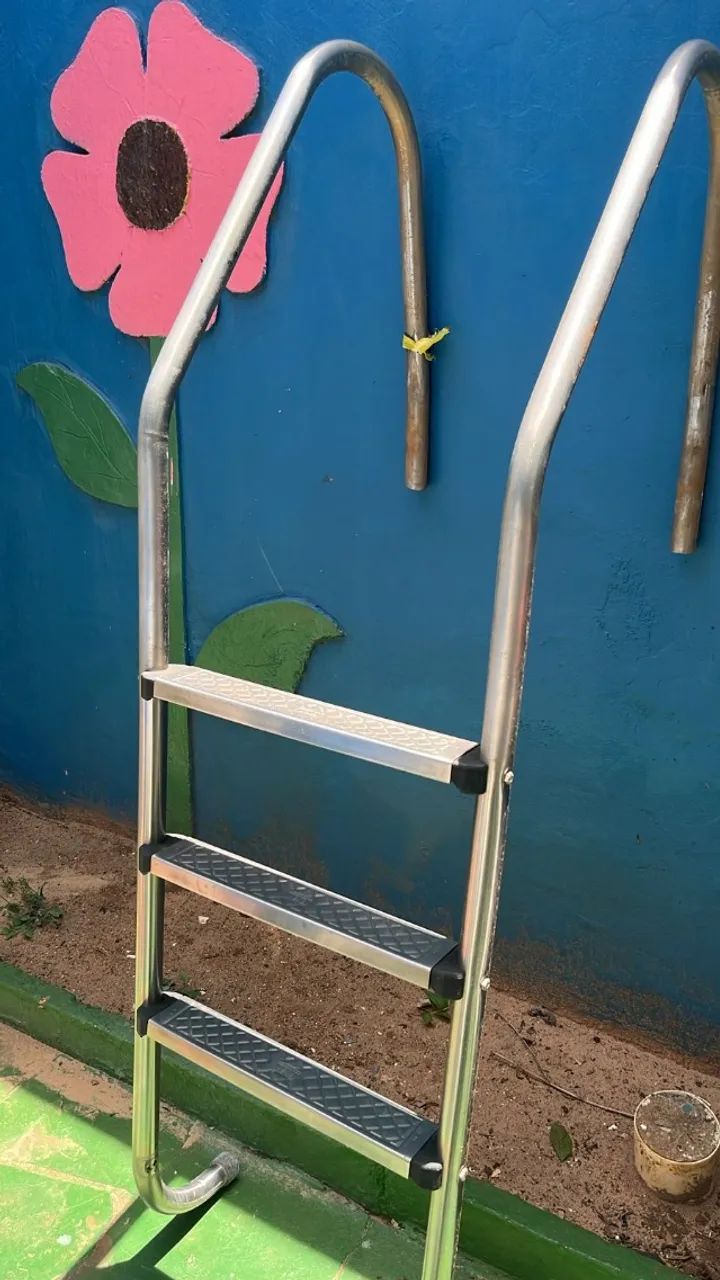 Escada para Piscina Aço Inox