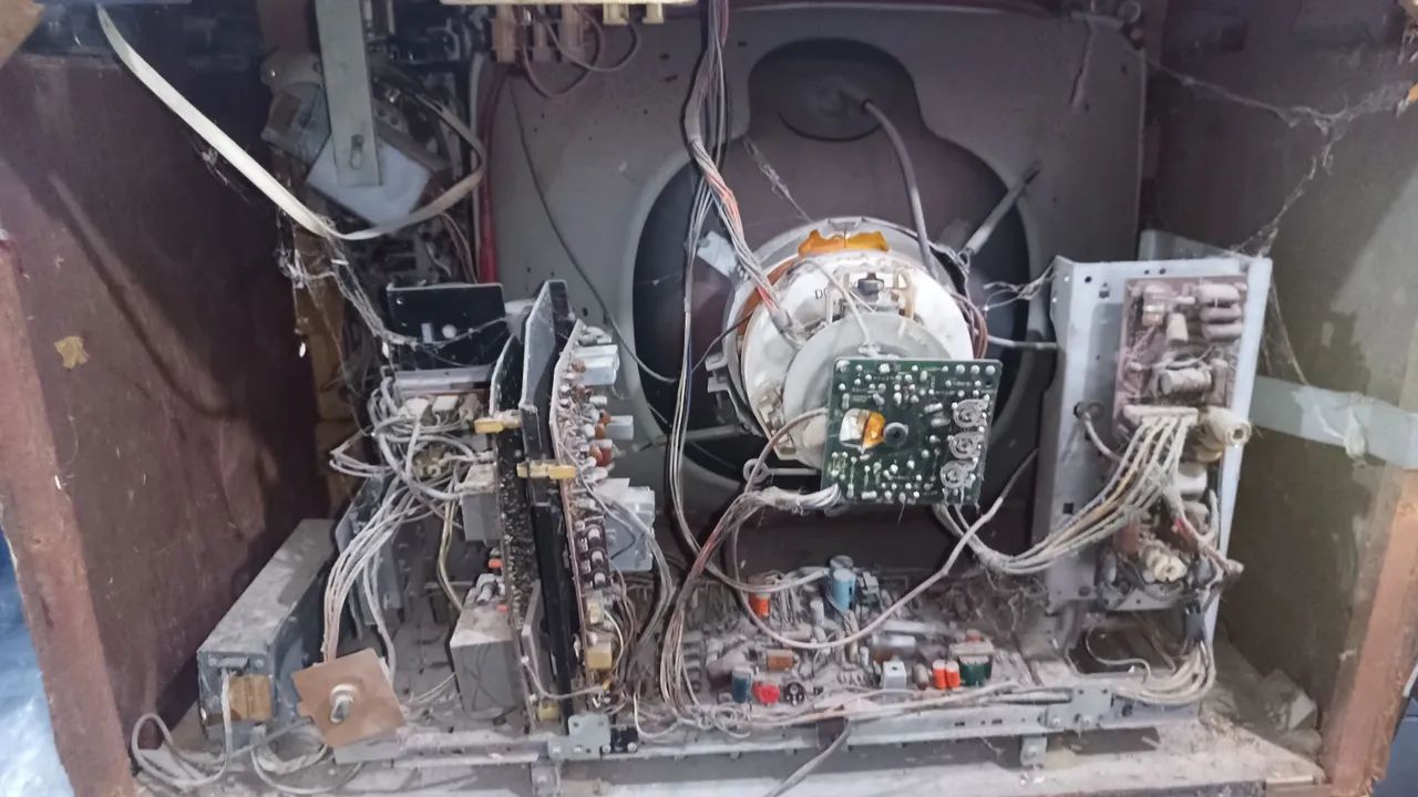 Televisão Sanyo ctp 8702 de 1978 - Foto 6