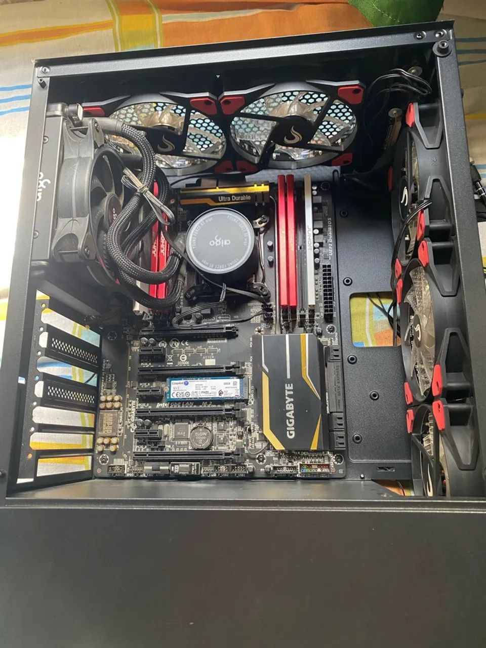 PC GAMER 